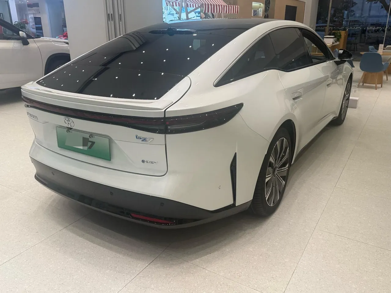 Toyota 2026 Platinum Intelligence 7 700 Max Automatic Gear 3