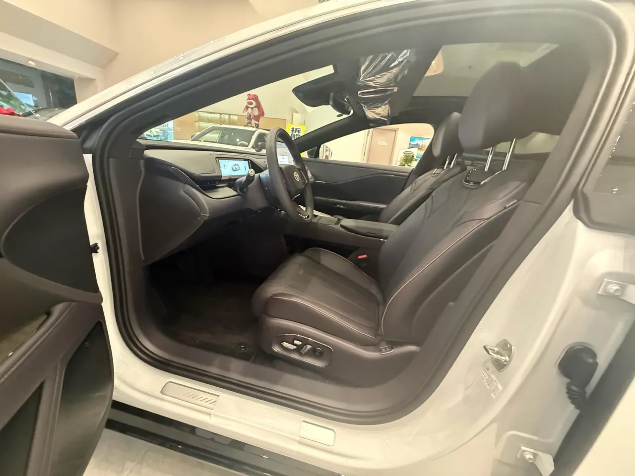 Toyota 2026 Platinum Intelligence 7 700 Max Automatic Gear 5