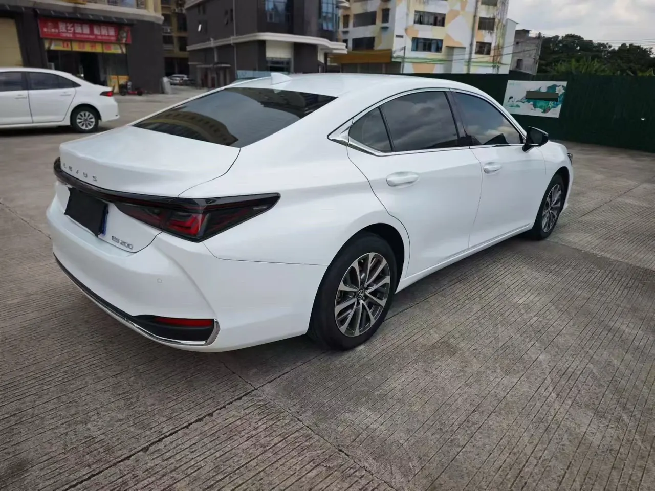 Lexus ES (Imported) 2026 ES200 2.0 Stepless Moon Shadow Double Color Special Edition Automatic Gear 4