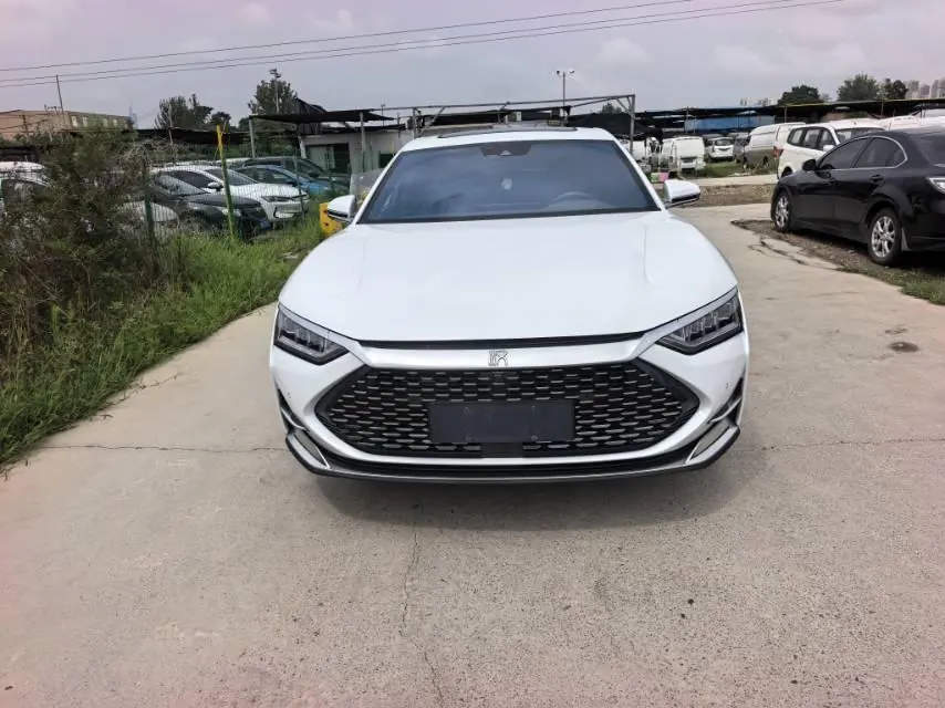 BYD 2020 Han DM 2.0T 4-wheel drive performance version noble automatic gear 2