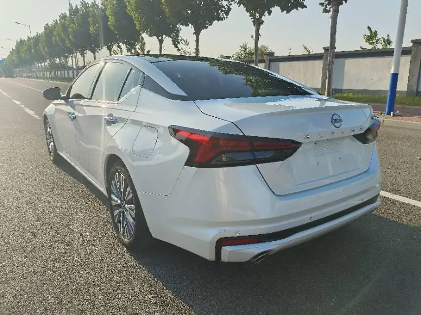 Nissan 2022 Teana 2.0 Stepless XL-TLS Pleasant Edition Automatic Gear 5
