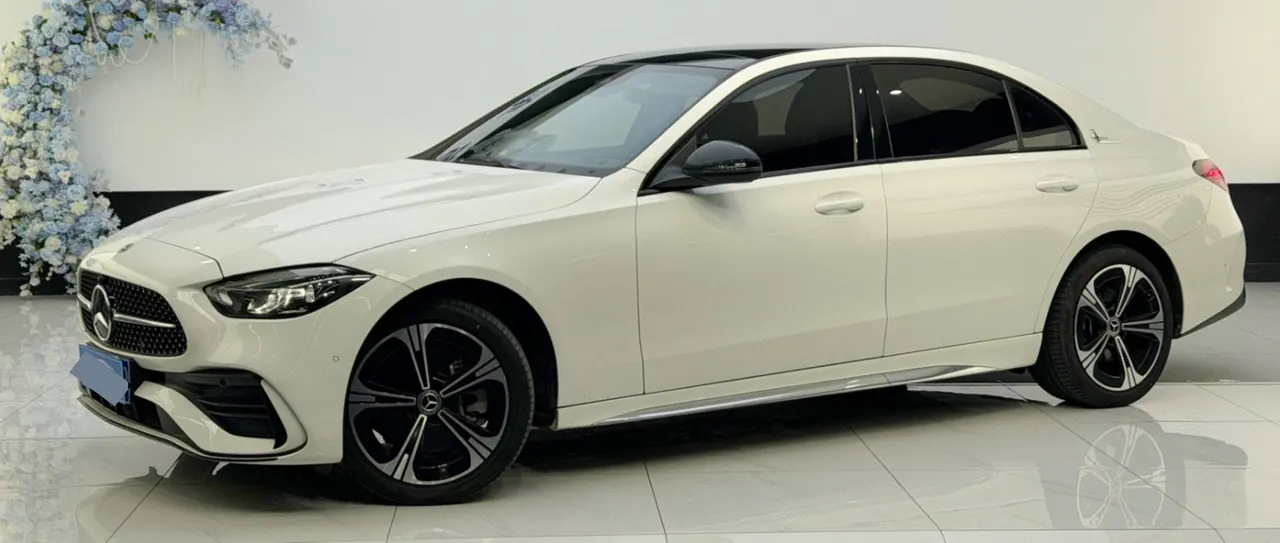 打开图片灯箱:Mercedes Benz Class C 2022 C 260 L 48V 1.5T Hao Night Sports Edition (Modified) Automatic Gear