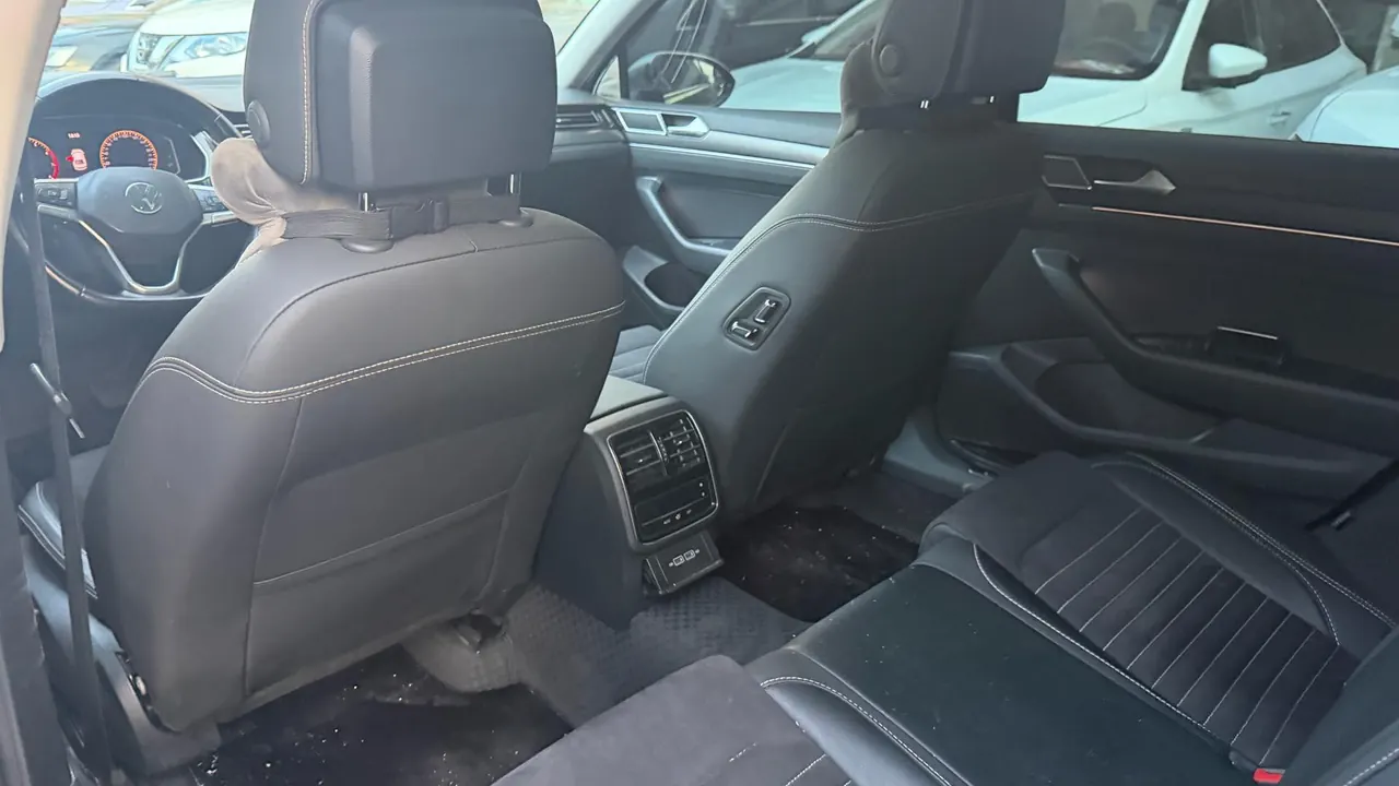 Volkswagen 2020 Magotan 2.0TSI 380TSI Distinguished Automatic 4