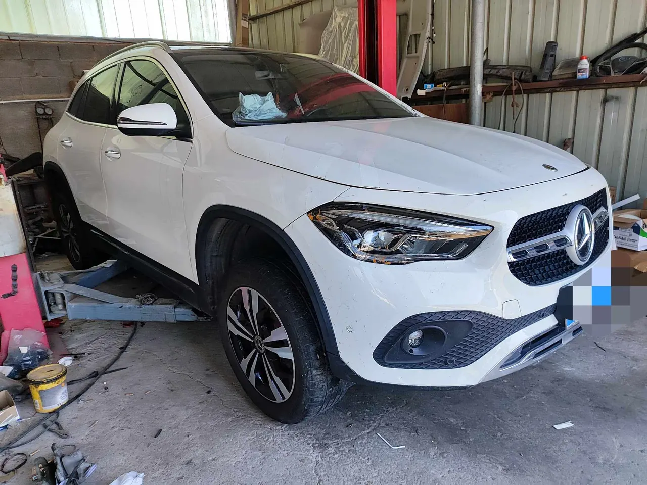 Mercedes Benz 2020 GLA 200 1.3T automatic gear 14