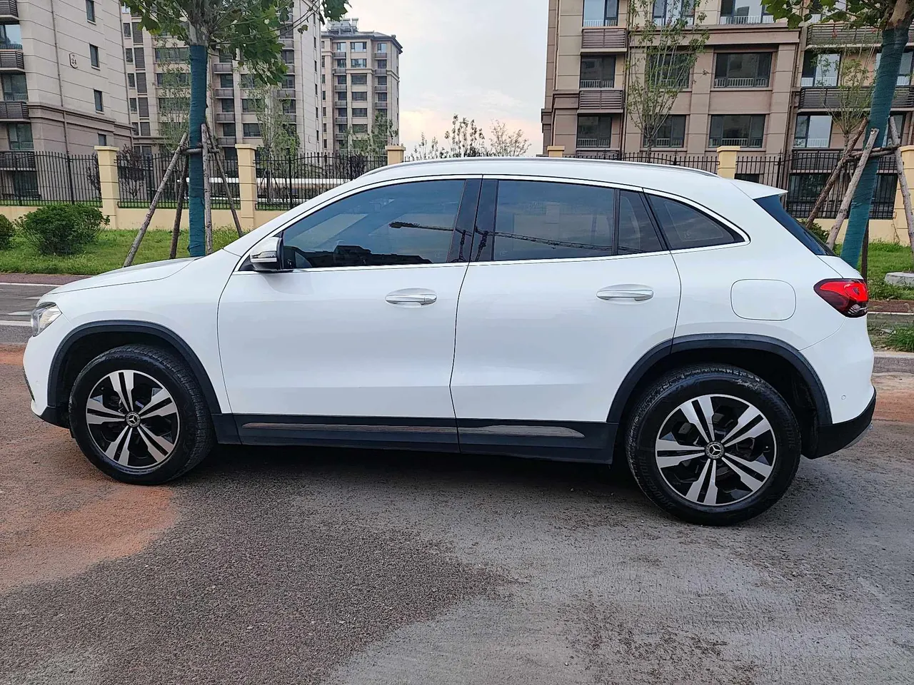 Mercedes Benz 2020 GLA 200 1.3T automatic gear 8