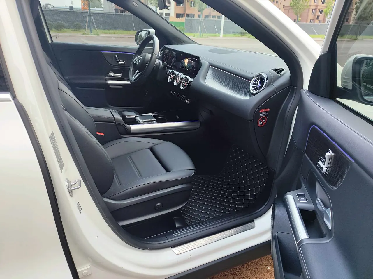 Mercedes Benz 2020 GLA 200 1.3T automatic gear 9