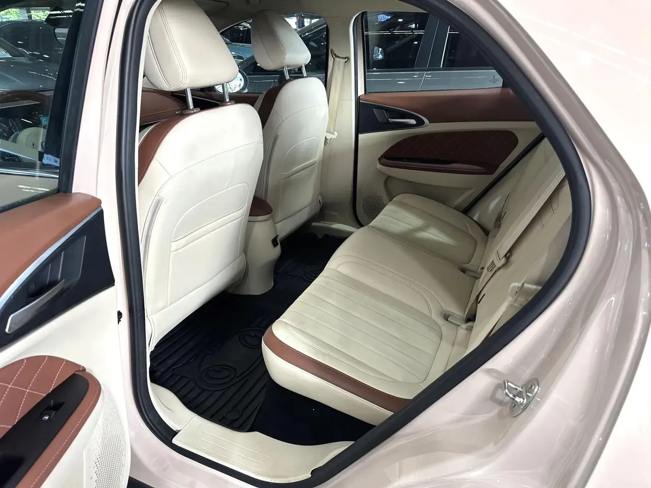 Ora 2022 Good Cats 400km Standard Endurance Luxury Lithium Iron Phosphate Automatic Gear 5