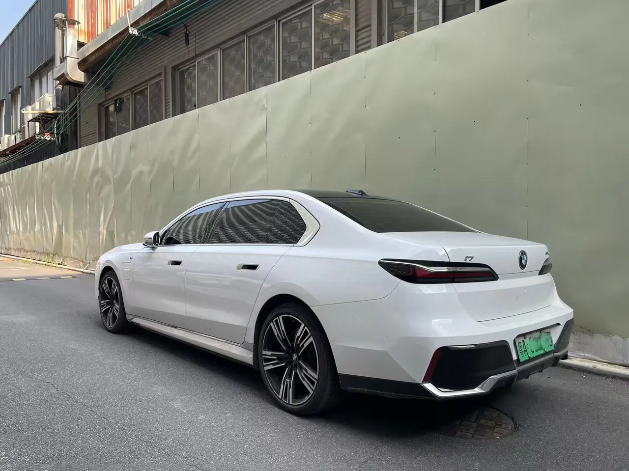 BMW i7 (Imported) 2023 i7 eDrive50L Enjoy M Sports Suit Automatic Gear 6
