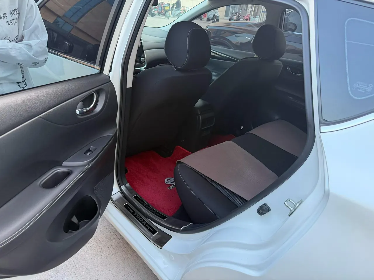 Nissan 2024 Tiida 1.6 Stepless Cool Edition Automatic Gear 9