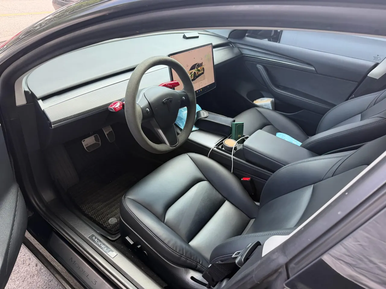 Tesla 2022 Model 3 rear-wheel drive version of automatic transmission 2