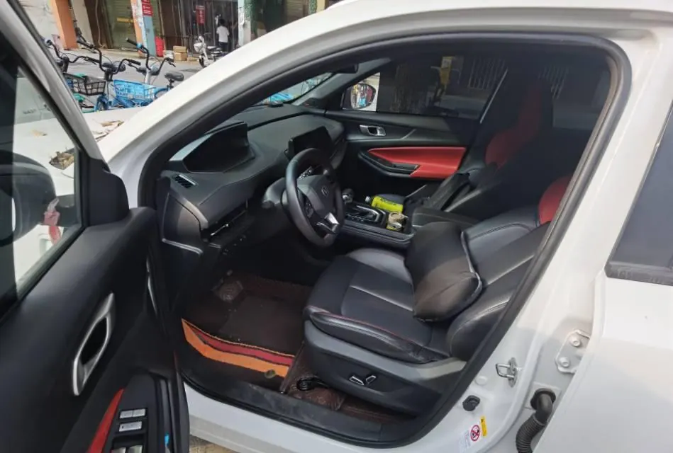 ChangAn 2022 CS55 PLUS 1.5T Luxury Automatic Gear 5