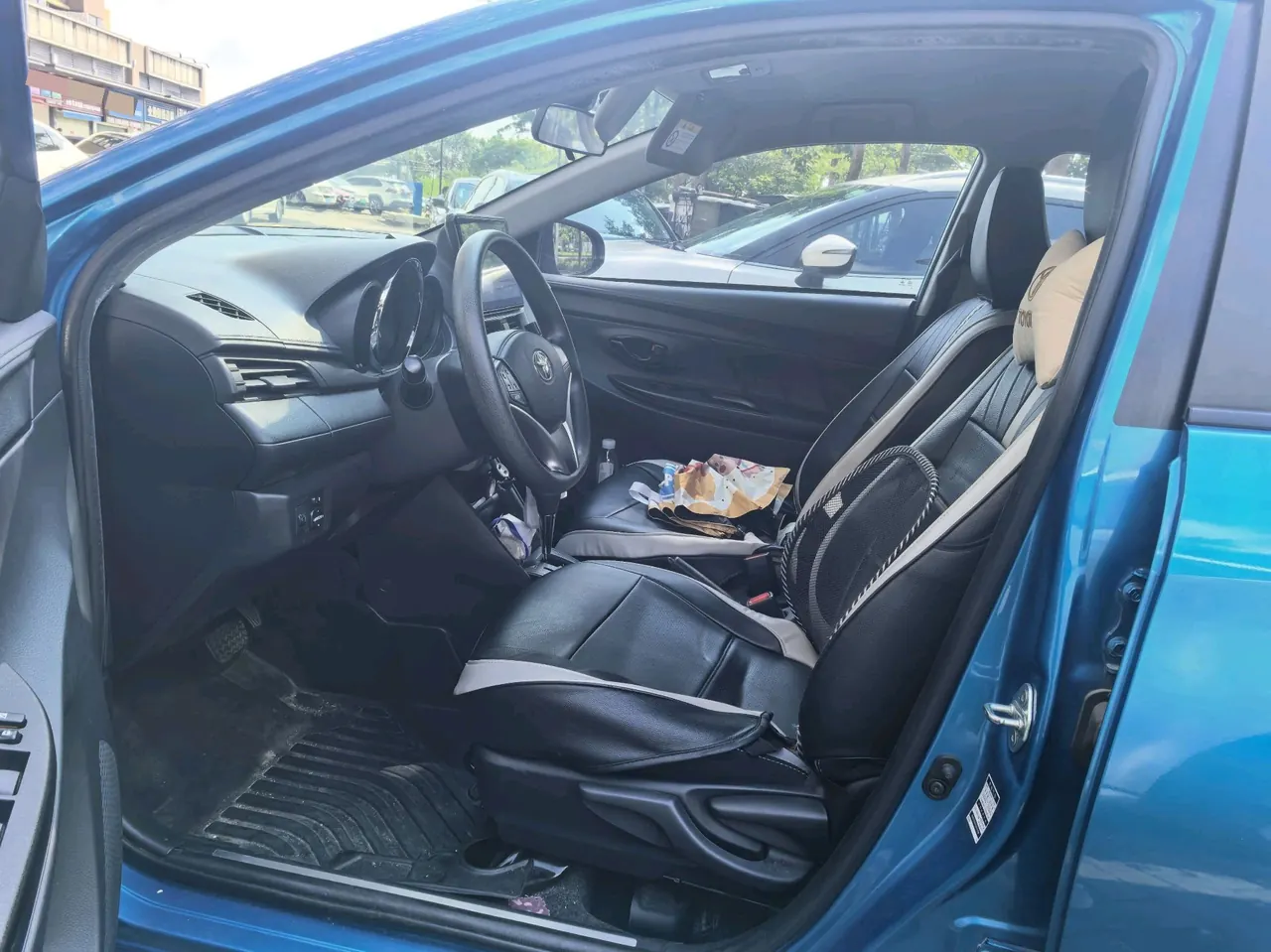 Toyota yaris 2022 YARiS L Zhixuan X 1.5 Stepless Leading PLUS Edition Automatic Gear 4