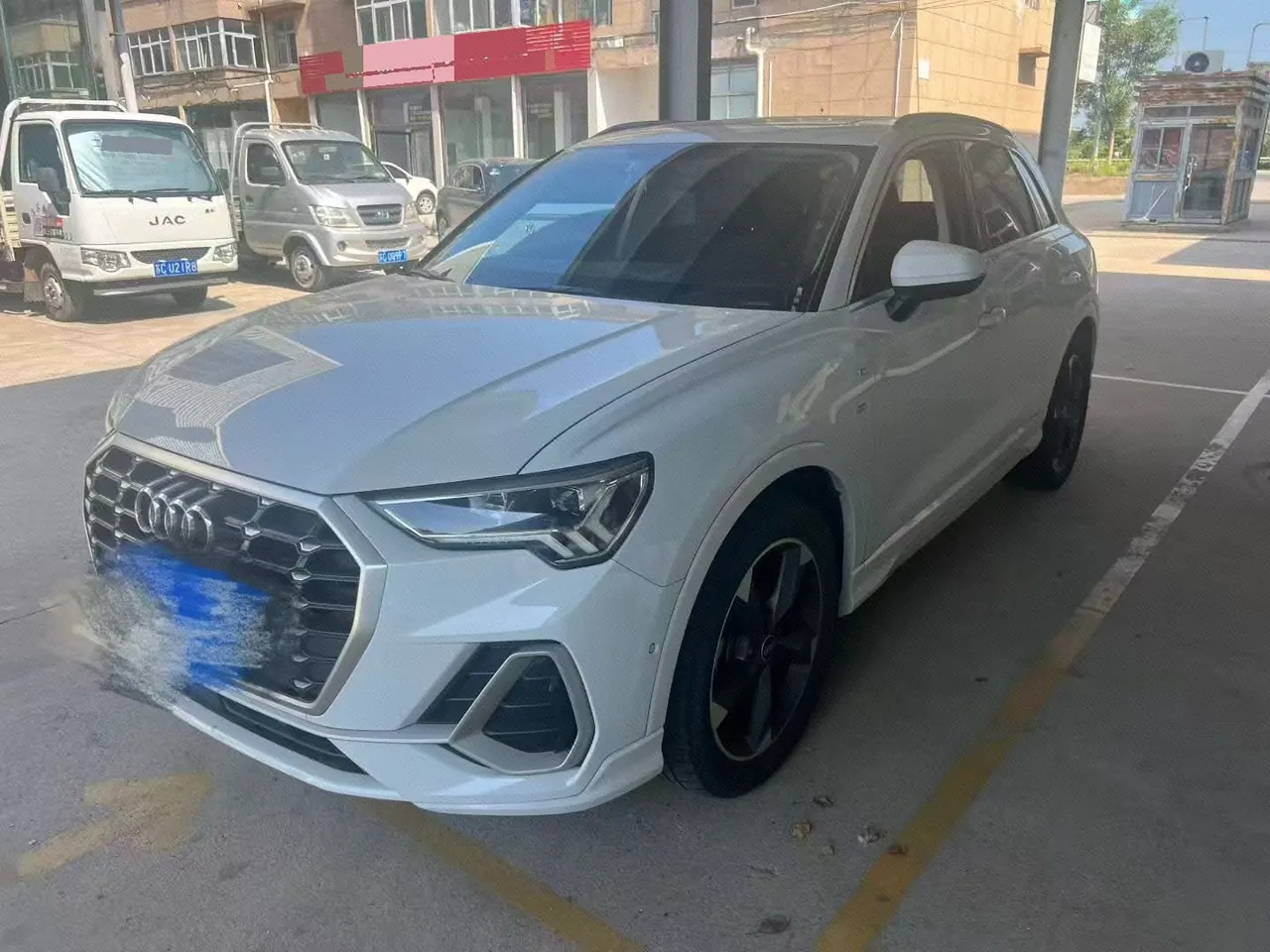 Open image lightbox: Audi 2022 Q3 1.4TFSI 35TFSI Fashion Dynamic Automatic