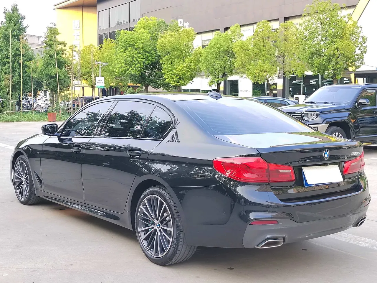 BMW 5 Series 2020 530Li 2.0T Leading M Sports Suit Automatic Gear 6