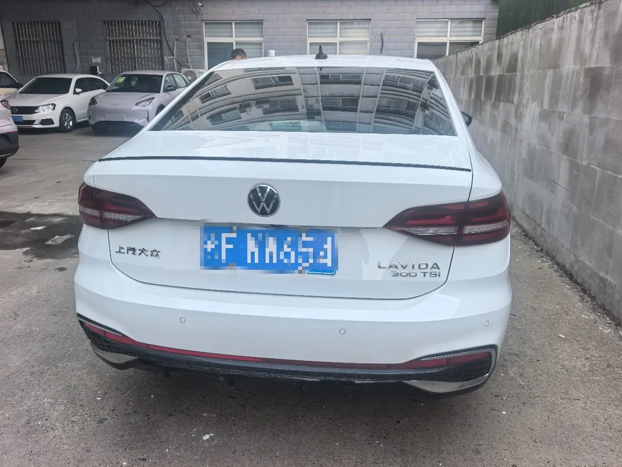 Volkswagen 2023 Lavida 1.5TSI 300TSI Eternal Edition Automatic Gear 2