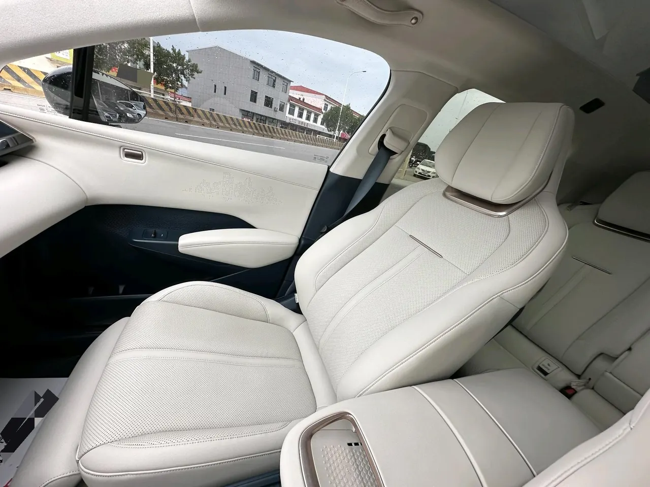 Zeekr 2023 Zeekr X 4-wheel drive YOU version 4-seat automatic gear 15