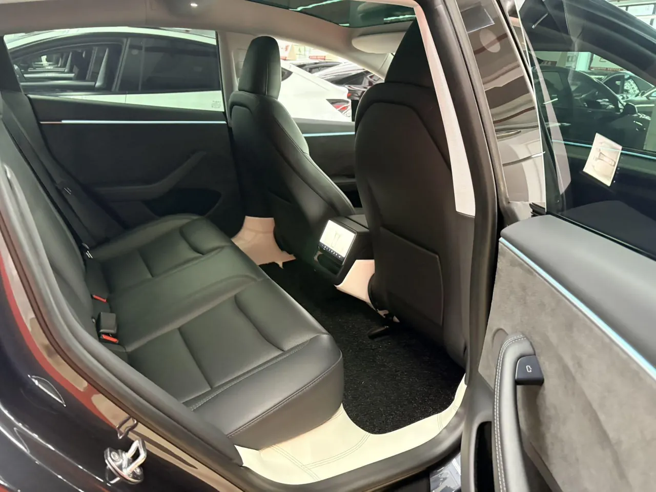 Tesla 2023 Model 3 Long Endurance New Edition Dual Motor All-wheel Drive Automatic Transmission 5