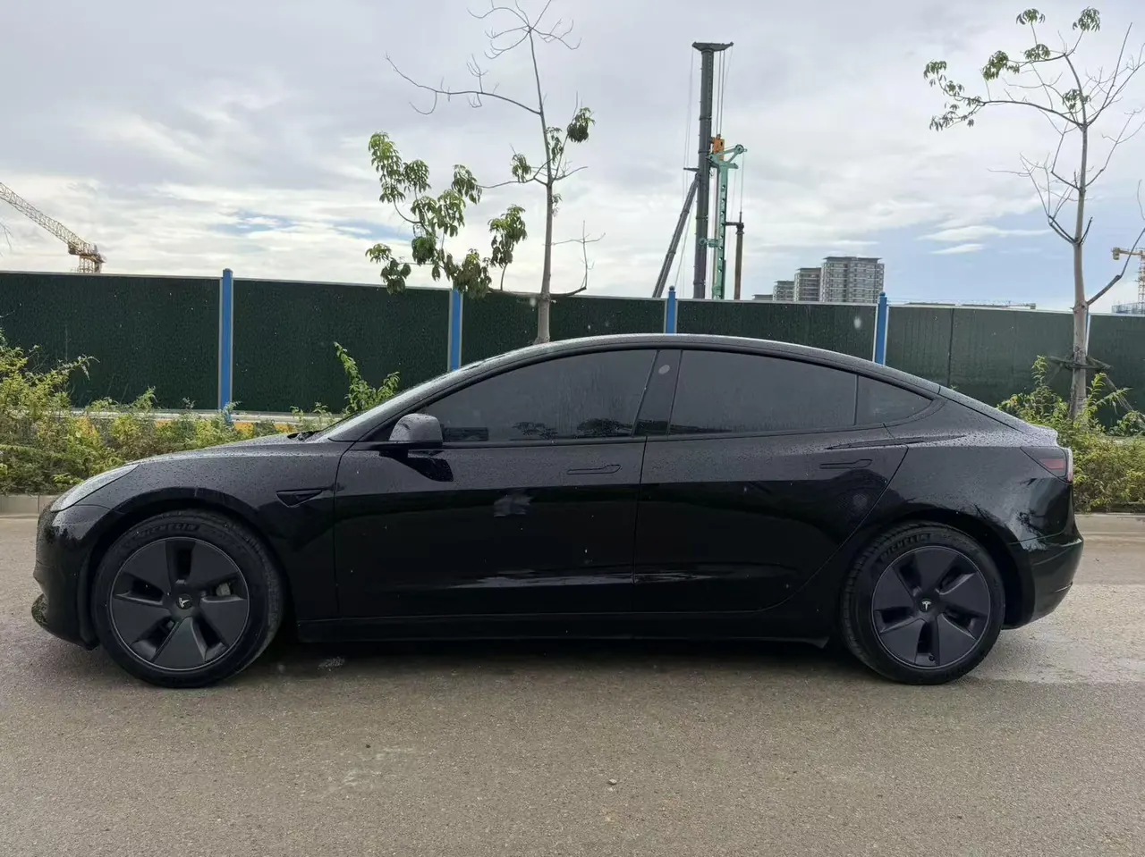 Tesla 2022 Model 3 rear-wheel drive version of automatic transmission 3