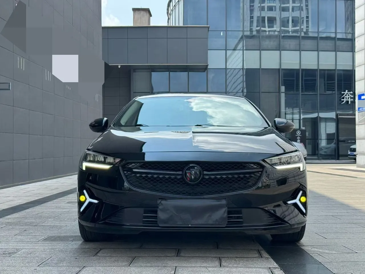 Buick 2022 Regal 1.5T 552T Smart Automatic Gear 3