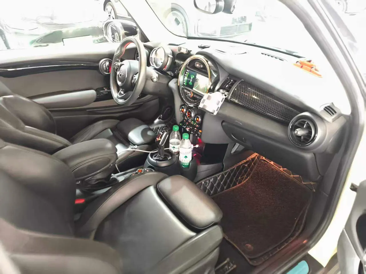 MINI Mini (imported) 2020 Mini Cooper S 2.0T classic automatic gear 3
