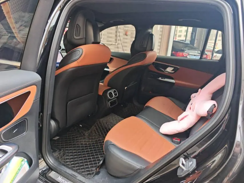 Mercedes Benz 2023 GLC 260 L 4MATIC 48V 2.0T Luxury 5-seat Automatic Gear 3
