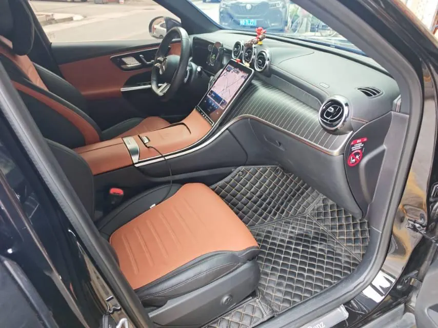 Mercedes Benz 2023 GLC 260 L 4MATIC 48V 2.0T Luxury 5-seat Automatic Gear 4