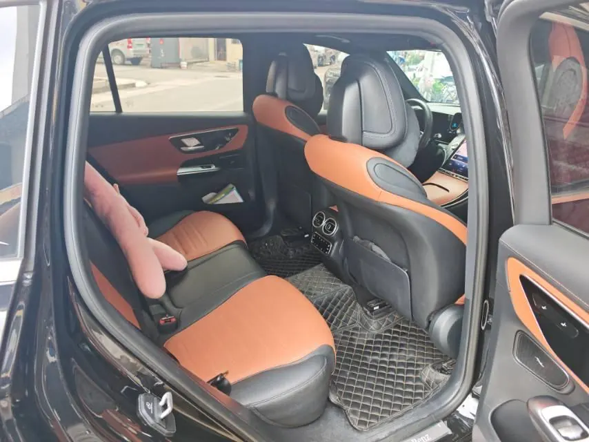 Mercedes Benz 2023 GLC 260 L 4MATIC 48V 2.0T Luxury 5-seat Automatic Gear 5