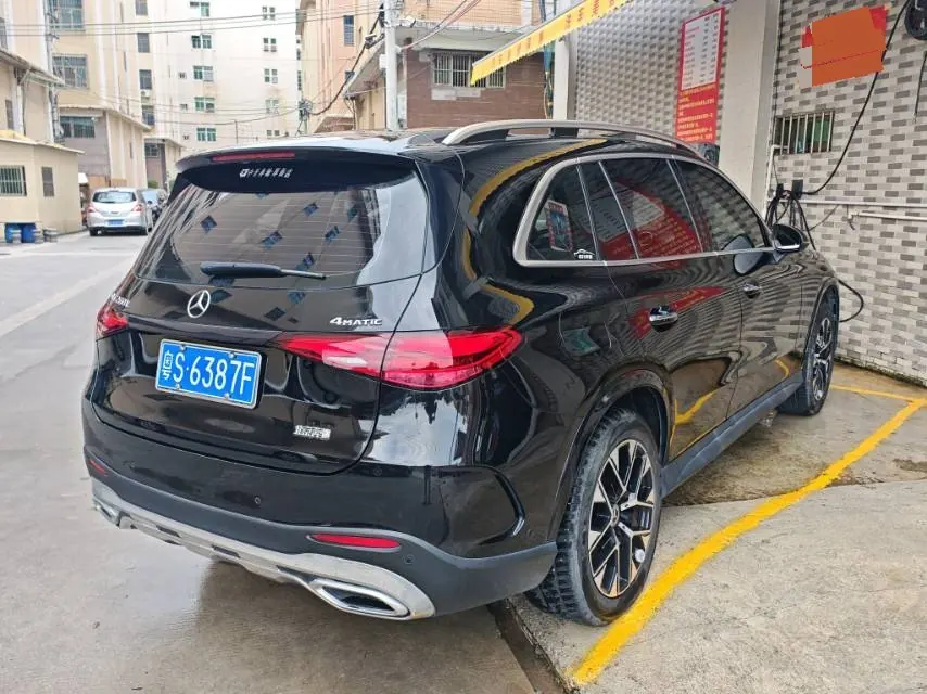 Mercedes Benz 2023 GLC 260 L 4MATIC 48V 2.0T Luxury 5-seat Automatic Gear 8