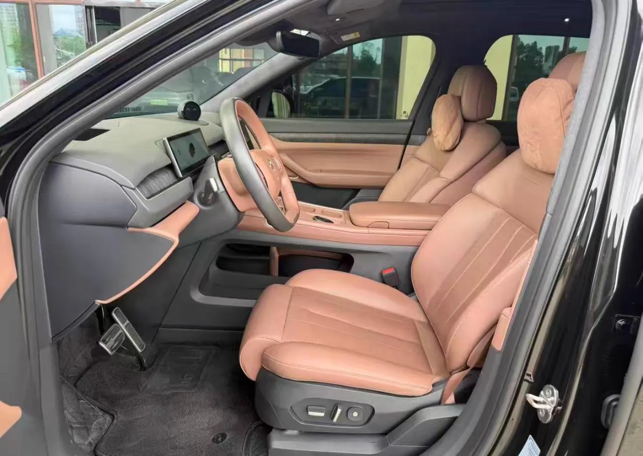 NIO 2023 ES 8 100kWh Signature Edition Automatic Gear 2