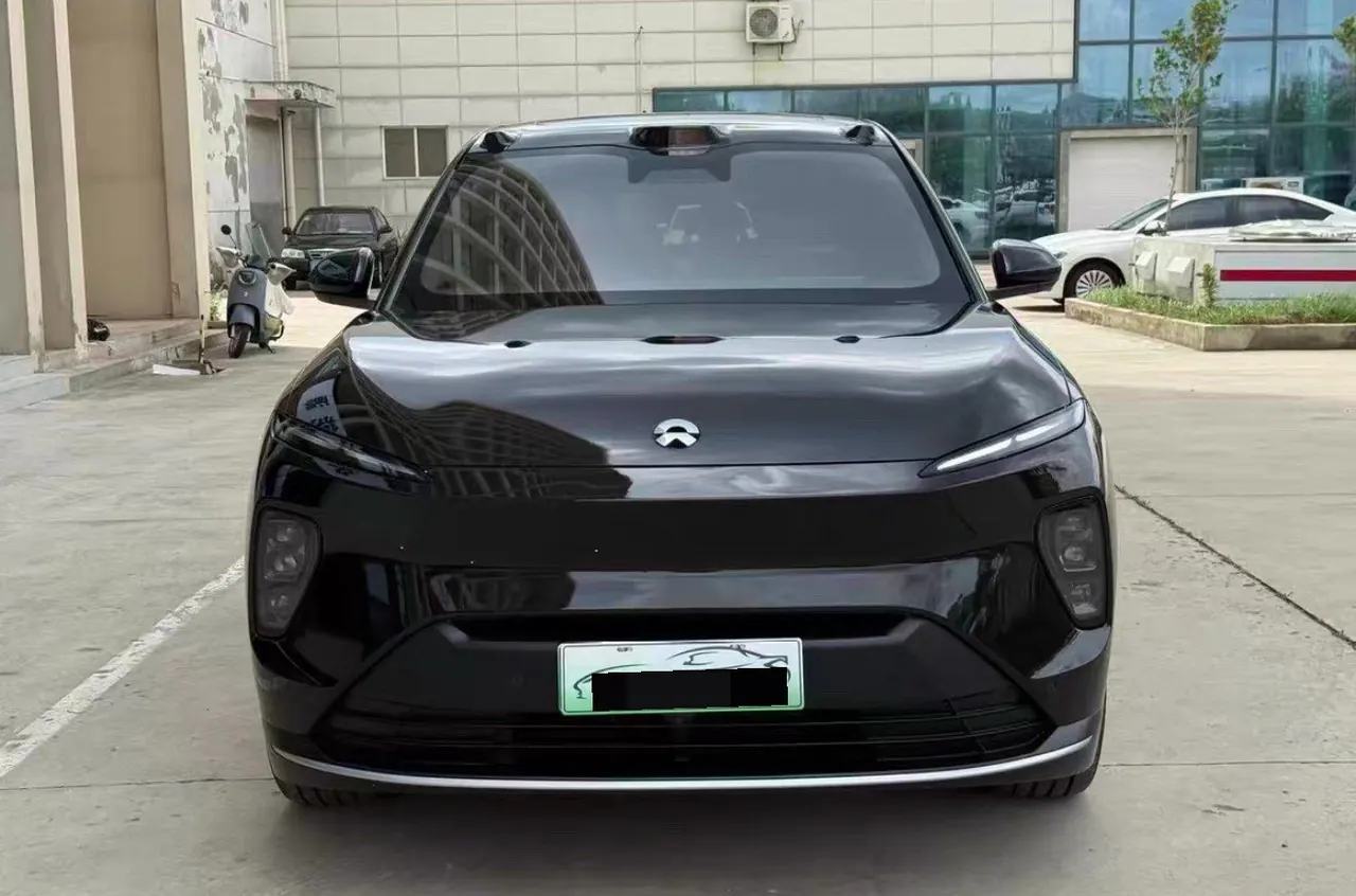 NIO 2023 ES 8 100kWh Signature Edition Automatic Gear 3