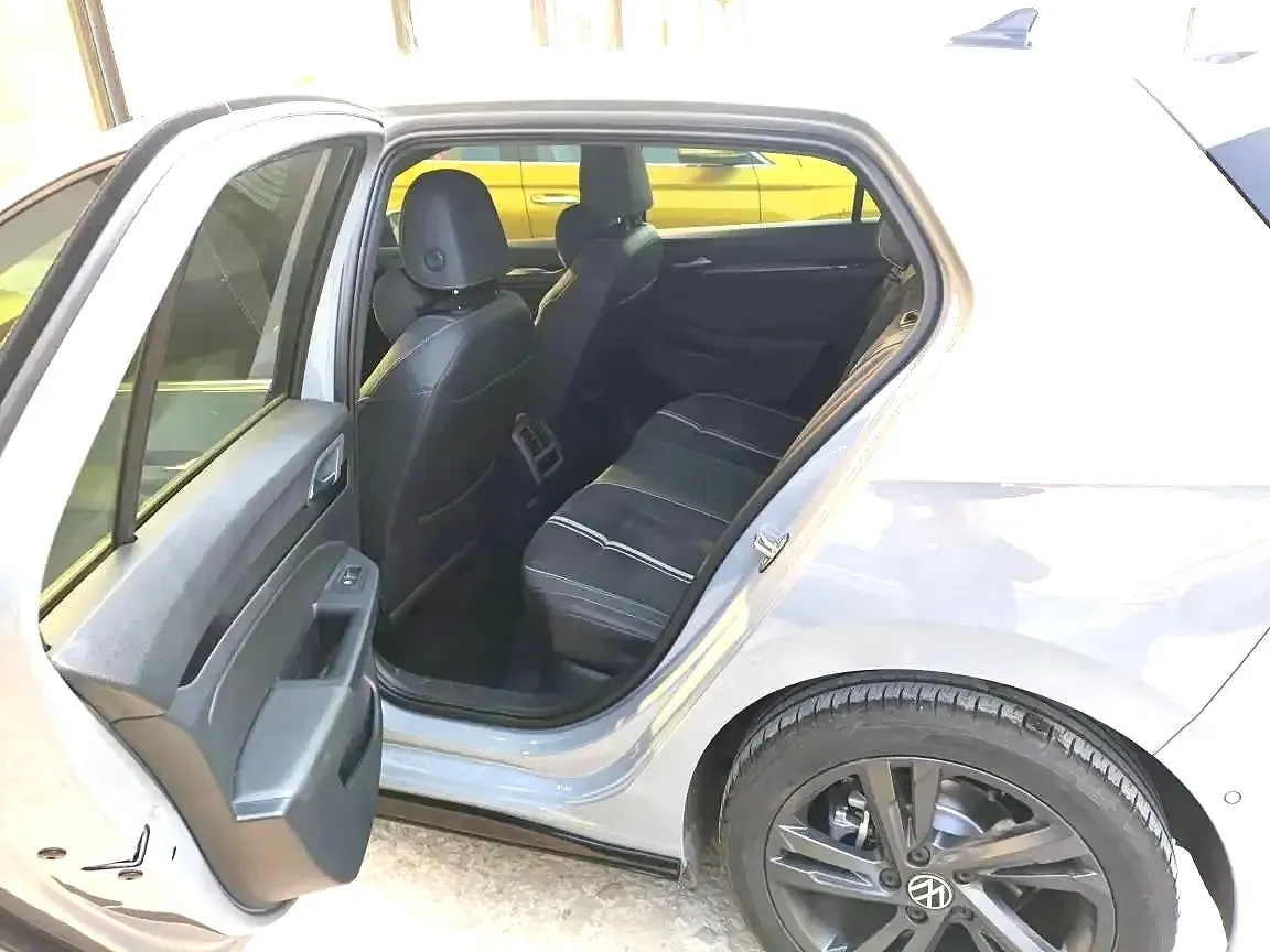 Volkswagen 2023 Golf 8 R-Line 1.4TSI 280TSI Lite (Modified) Automatic Gear 6