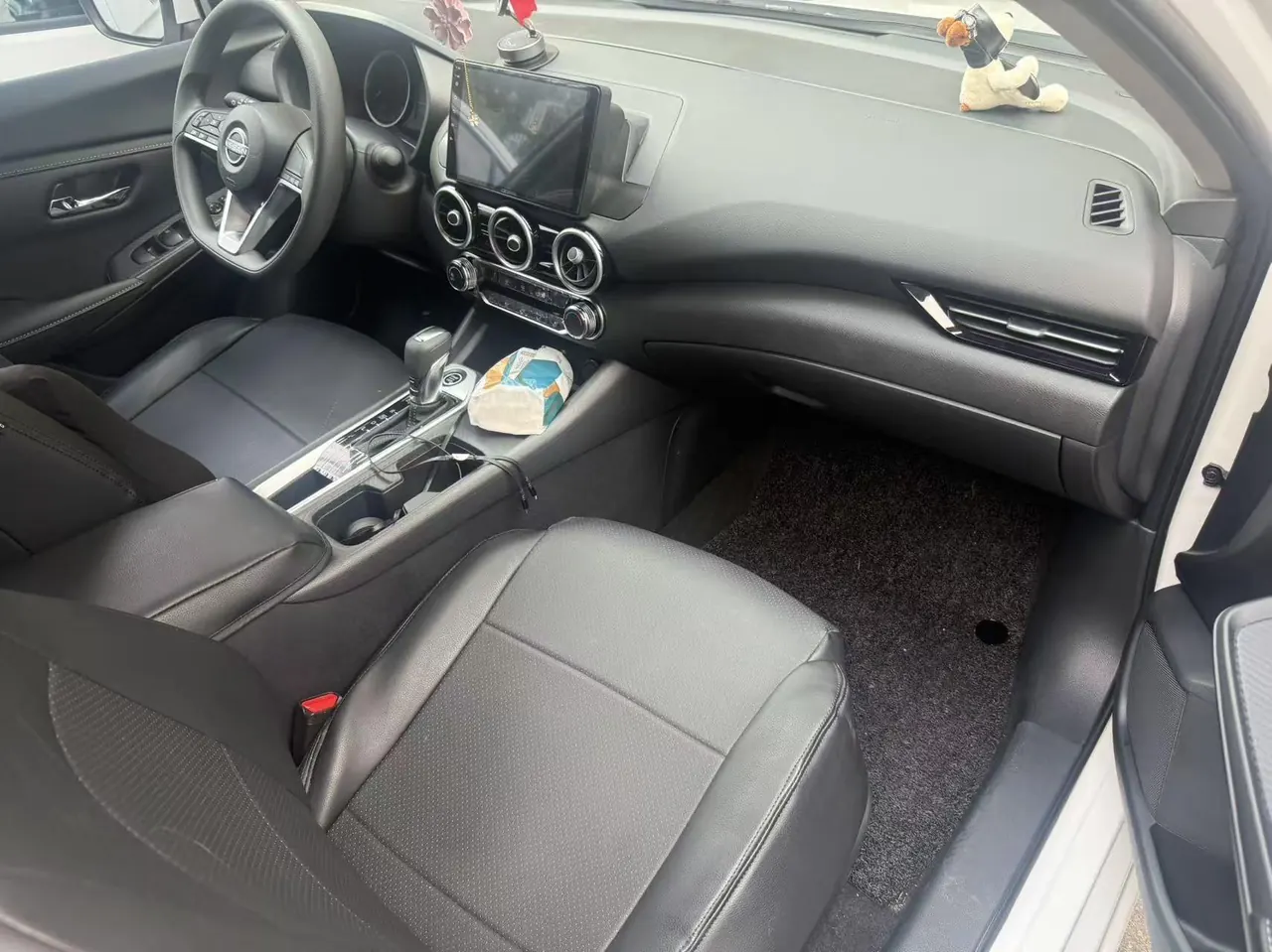 Nissan 2026 Sylphy 1.6 stepless worry-free version of automatic gear 3