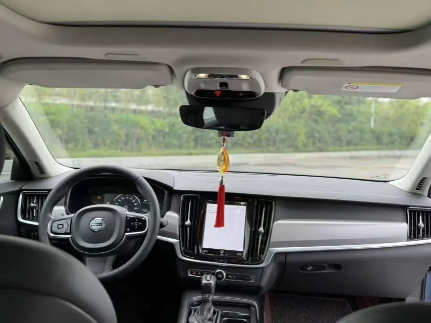 Volvo 2020 S90 2.0T T4 Zhixing Deluxe Edition Automatic Gear 3