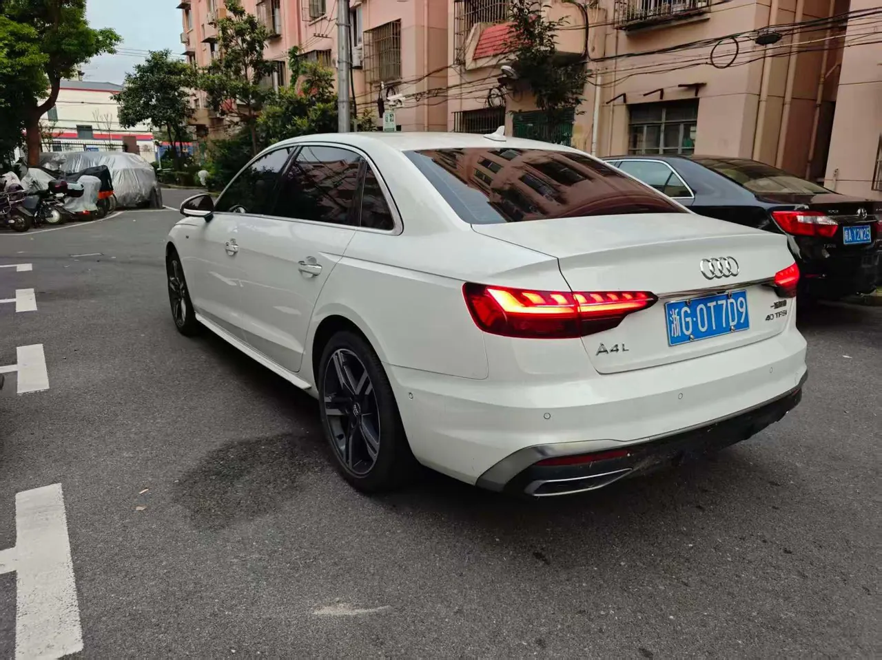 Audi 2020 A4L 2.0TFSI 40TFSI Deluxe Dynamic Automatic 4