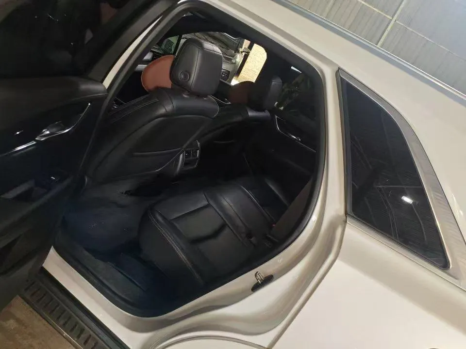 Cadillac 2020 XT5 2.0T 4-wheel drive luxury (modified) automatic gear 3