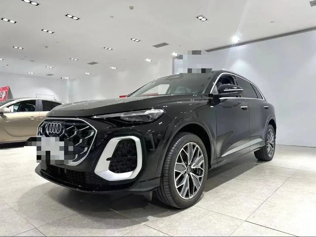 Open image lightbox: Audi 2026 Q5L 20 T 10 million users exclusive version of automatic gear