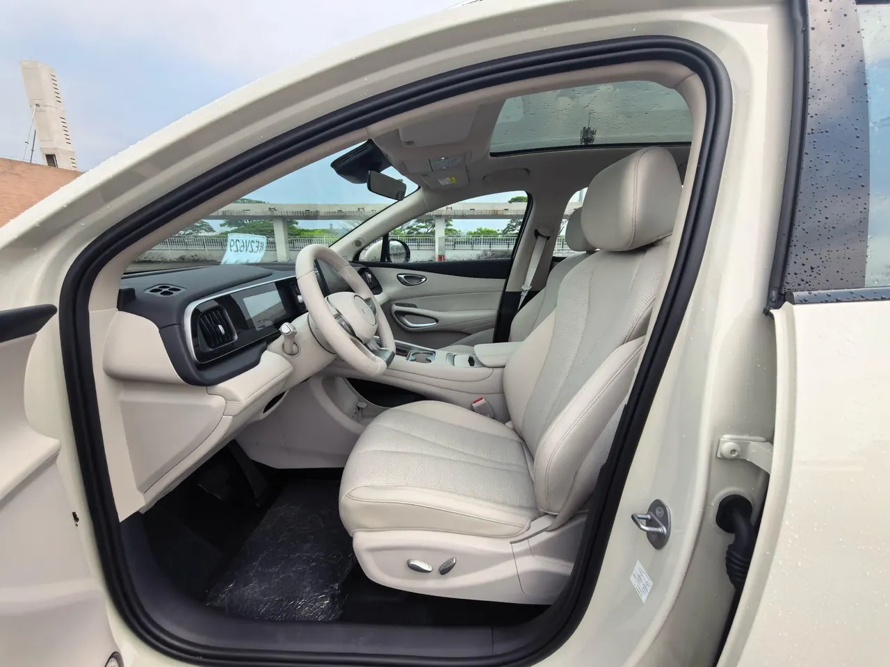 BYD 2026 sea lion 05 DM-i 1.5 stepless 220 pilot version automatic gear 6