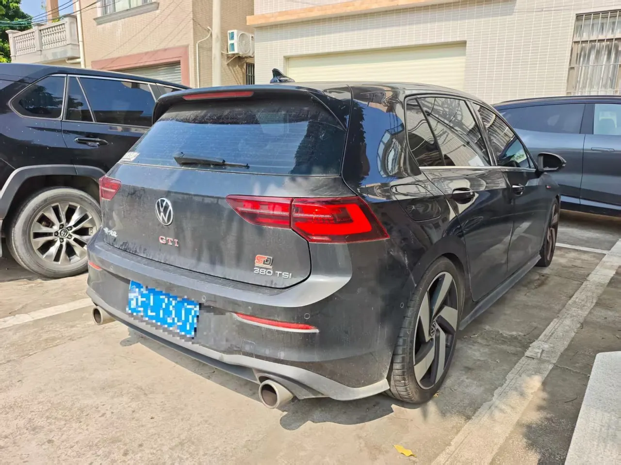 Volkswagen 2023 Golf GTI 2.0TSI 380TSI Automatic 2