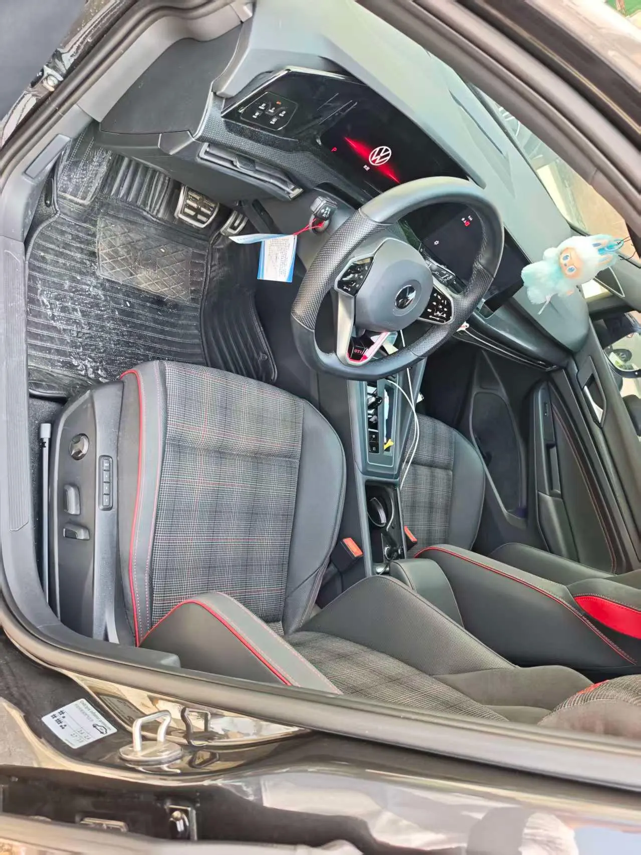 Volkswagen 2023 Golf GTI 2.0TSI 380TSI Automatic 4