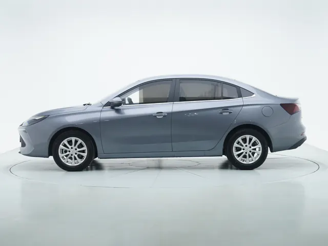 Roewe 2026 i5 1.5 Stepless Deluxe Edition Automatic Gear 2
