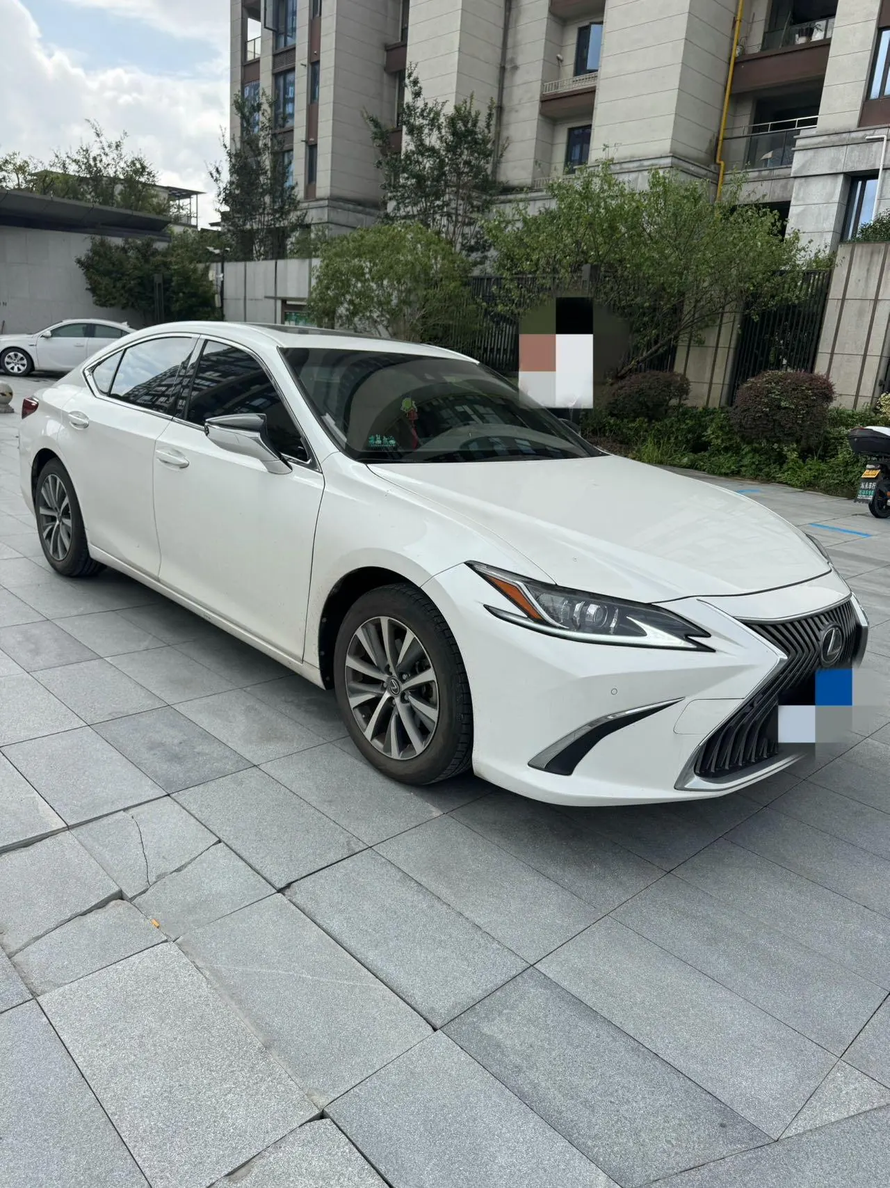 Lexus ES (Imported) 2020 ES200 2.0 Stepless Premium Edition Automatic Gear 2
