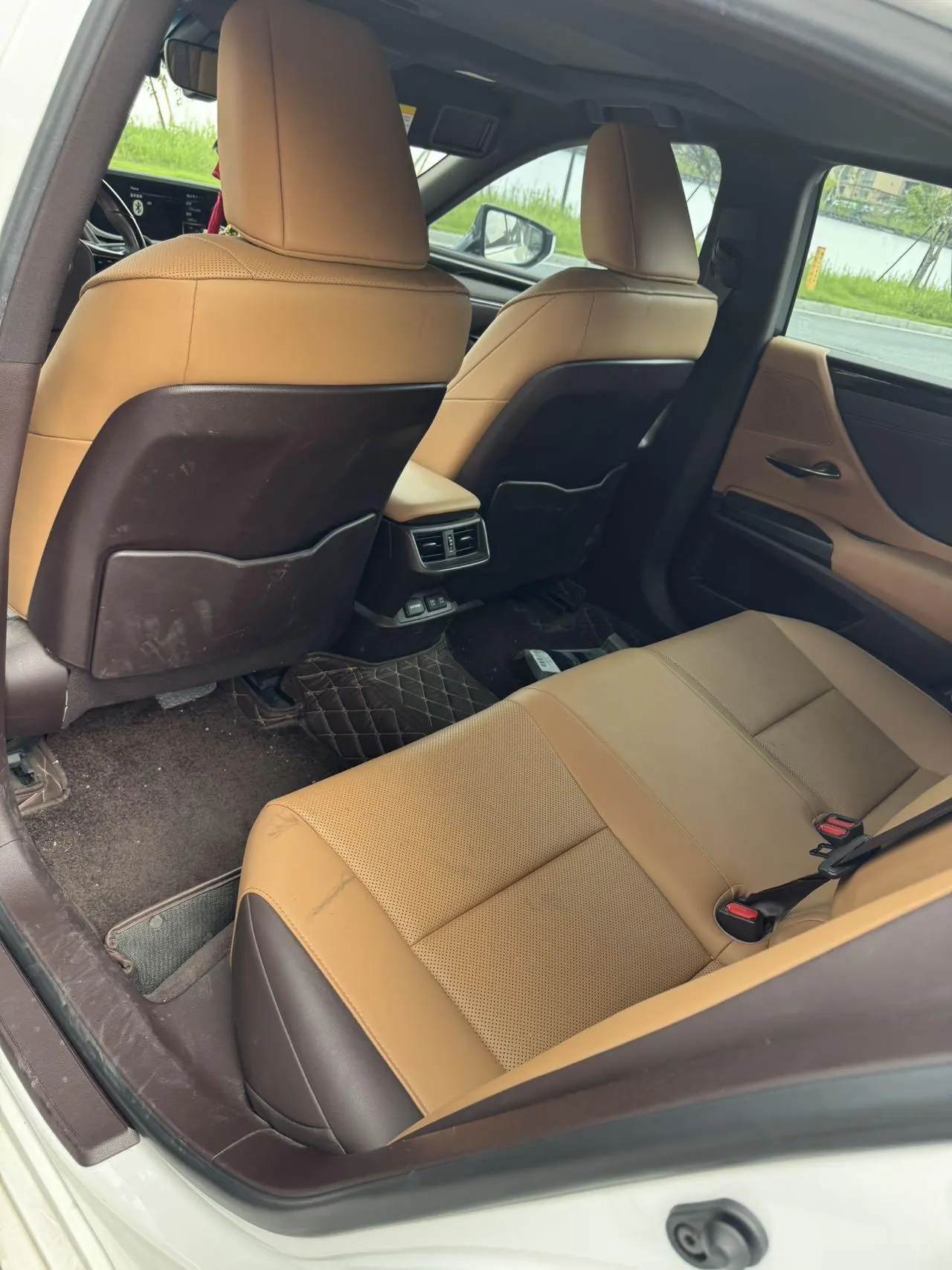 Lexus ES (Imported) 2020 ES200 2.0 Stepless Premium Edition Automatic Gear 7
