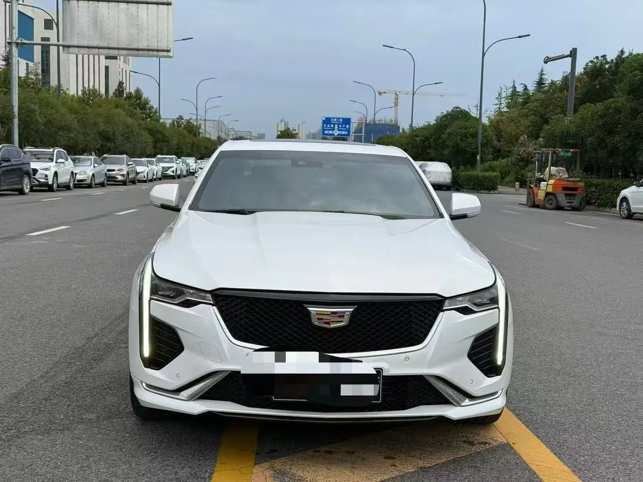 Cadillac 2023 CT4 1.5T 25T Luxury Automatic Gear 4