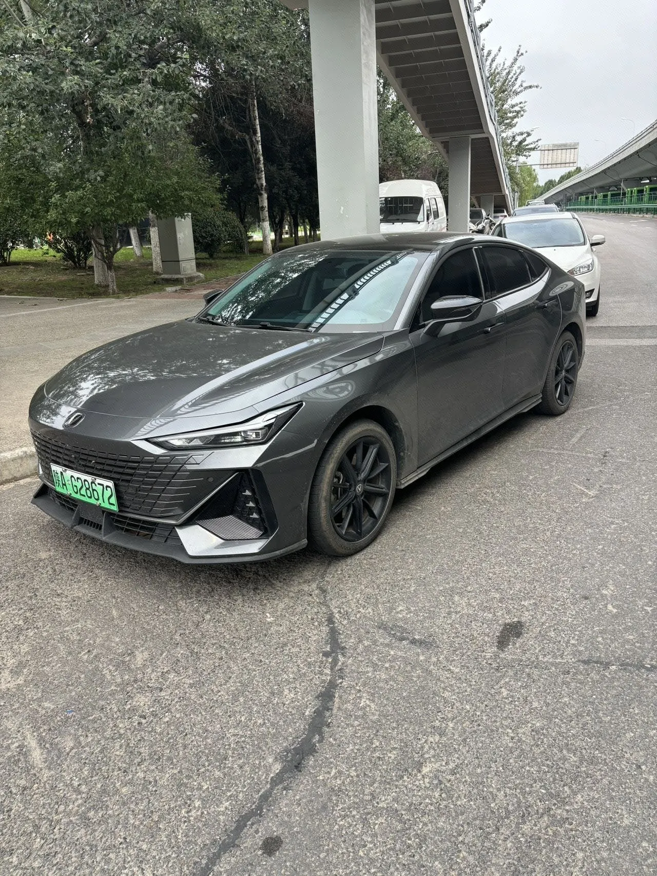 Open image lightbox: ChangAn 2023 UNI-V Zhidian iDD 1.5T 113km Zhiku Automatic Gear