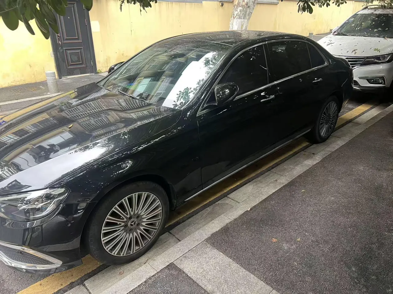 Mercedes Benz E Class 2023 E 300 L 2.0T Fashion (Modified) Automatic Gear 3