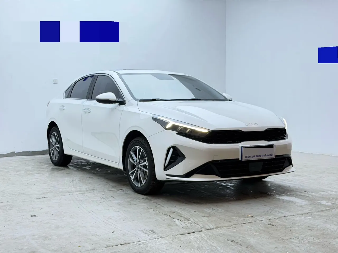 Kia 2023 K3 1.5 Stepless Deluxe Edition Automatic Gear 3