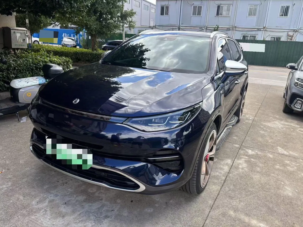 Denza 2020 Denza X PHEV 2.0T Ultimate Automatic Gear - View 1