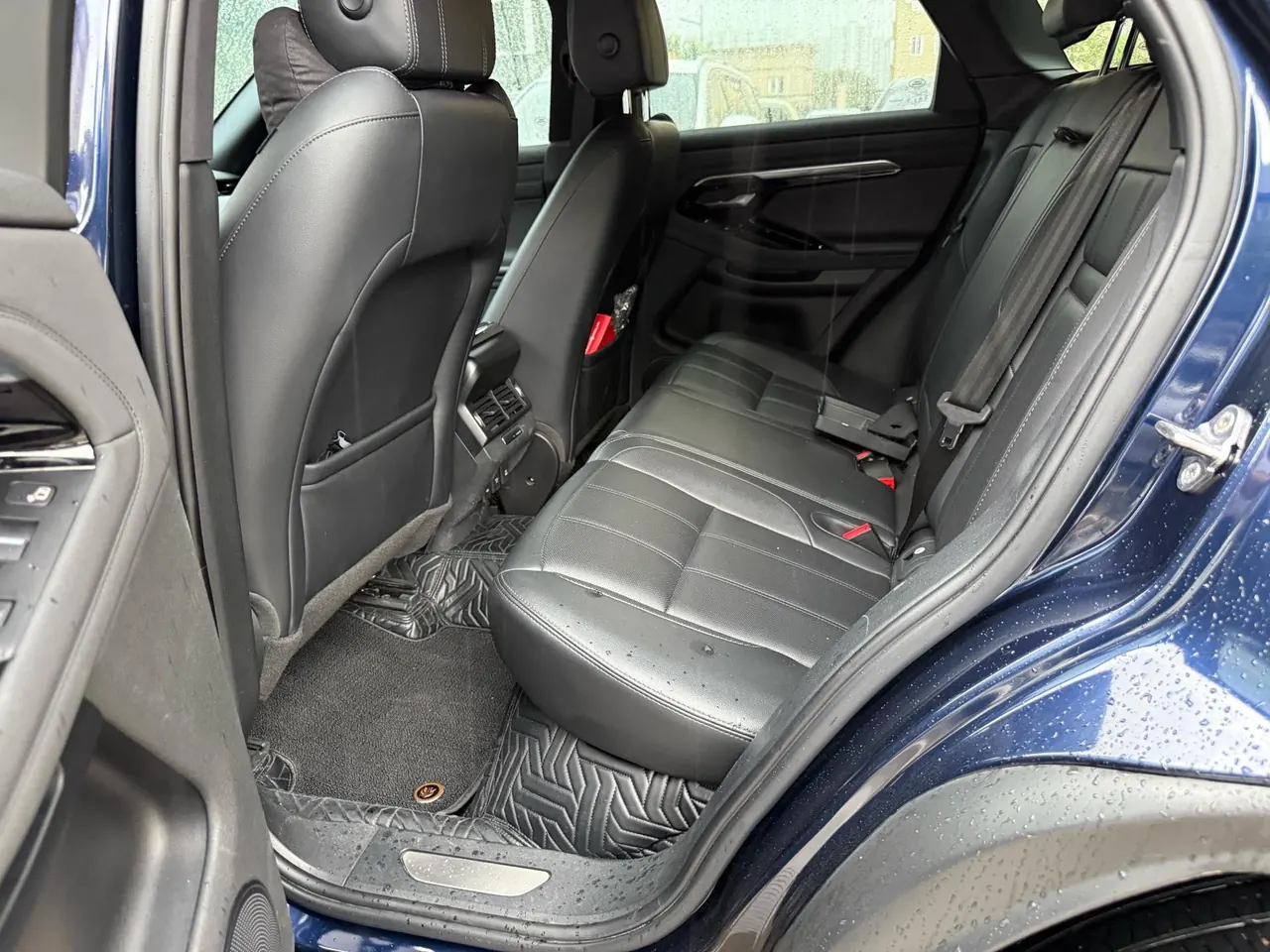 Land Rover 2020 Range Rover Aurora 48V 2.0T 249PS R-DYNAMIC SE Sports Technology Edition Automatic Gear 3