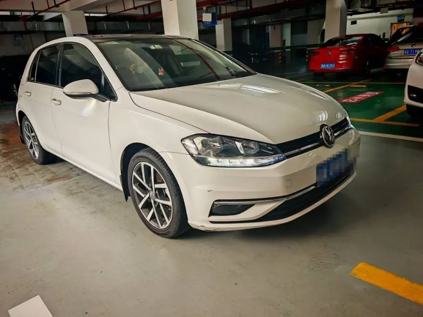 Volkswagen 2020 Golf 7 1.4TSI 280TSI Beloved Edition Comfortable Automatic 3