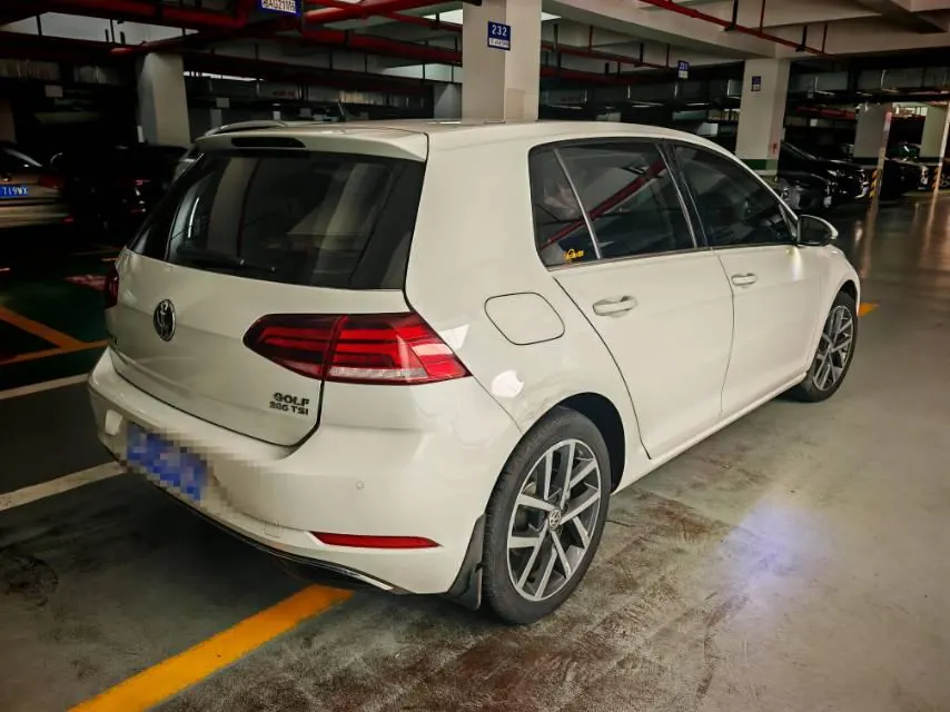 Volkswagen 2020 Golf 7 1.4TSI 280TSI Beloved Edition Comfortable Automatic 4